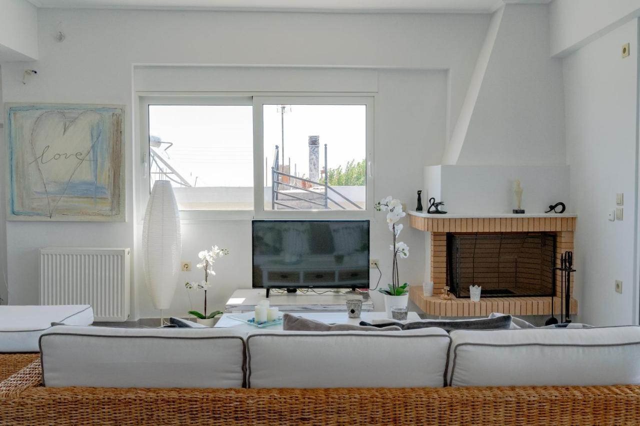 Yoga Euphoria Seaside Apartment Artemida  Luaran gambar