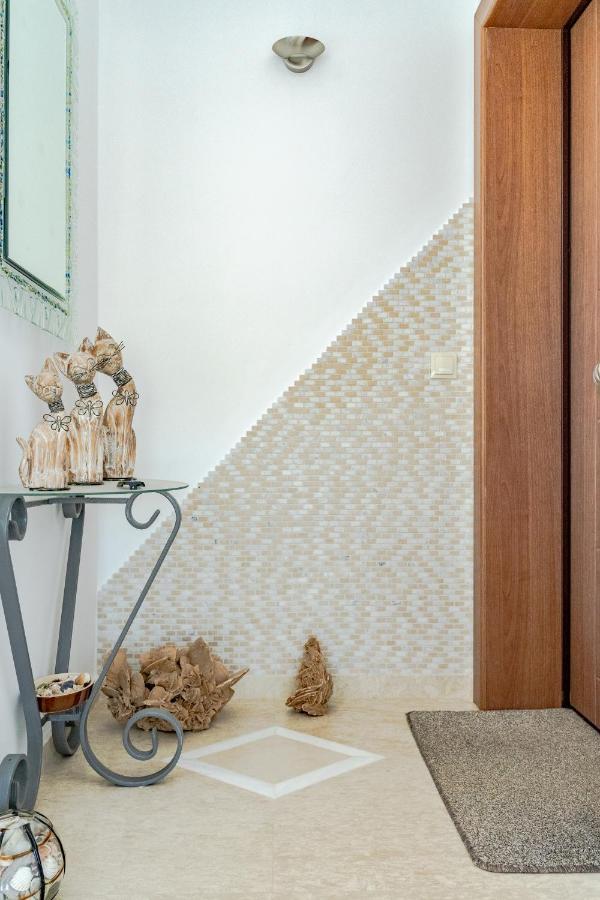 Yoga Euphoria Seaside Apartment Artemida  Luaran gambar