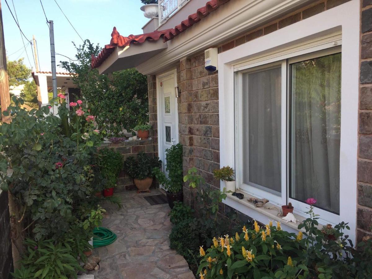 Yoga Euphoria Seaside Apartment Artemida  Luaran gambar